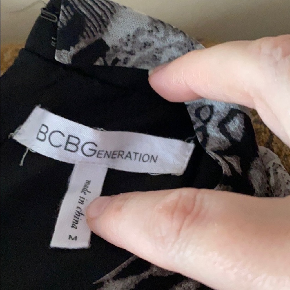 BCBGgeneration sleeveless dress Size M